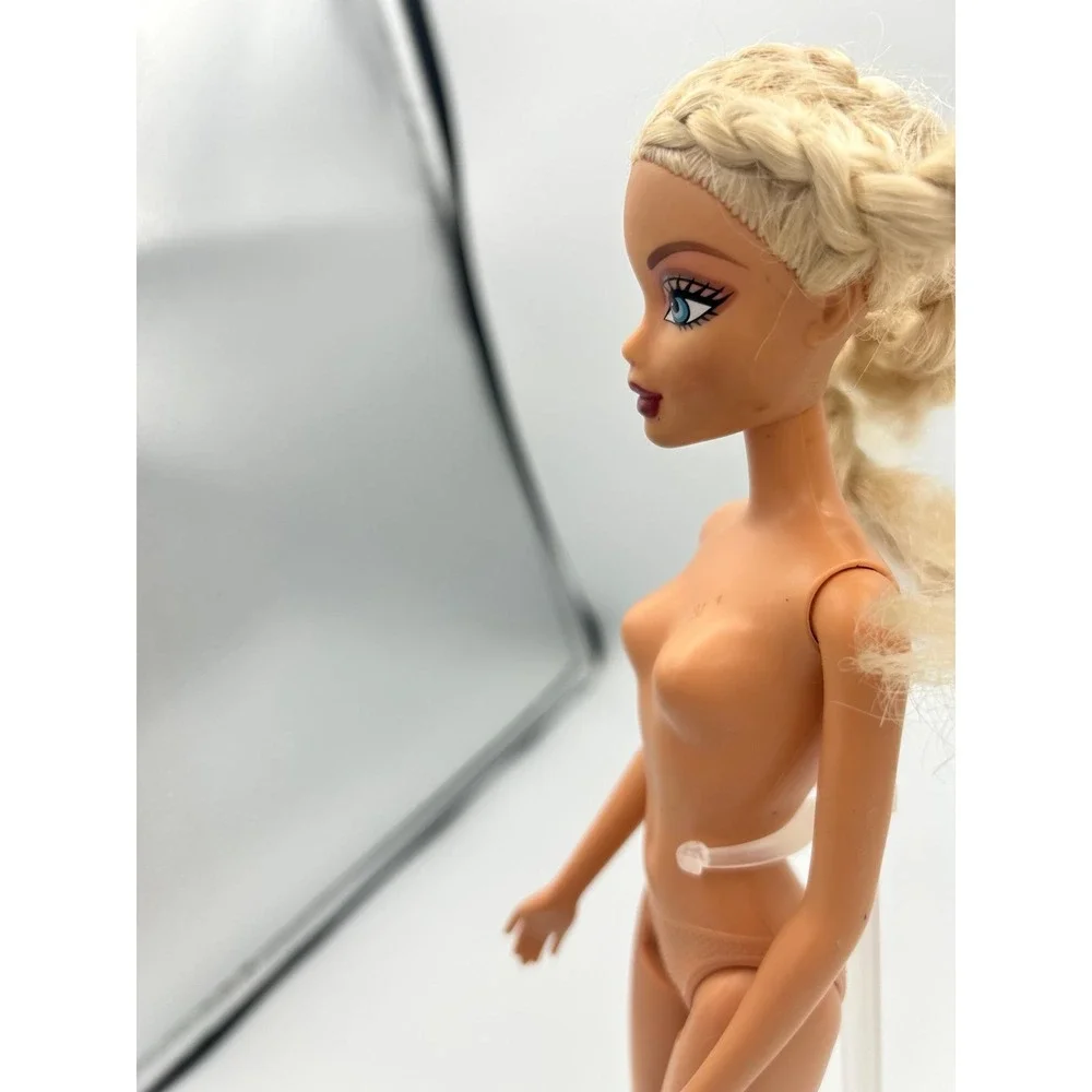 Barbie My Scene Crusin In My Ride Barbie doll